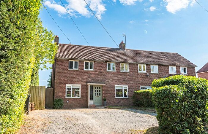 3 Bedroom Semi-Detached House For Sale In Good Easter, Chelmsford, Essex, CM1