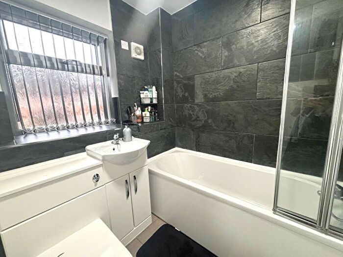 1 Bedroom House To Rent In Elkington Croft, Solihull, B90