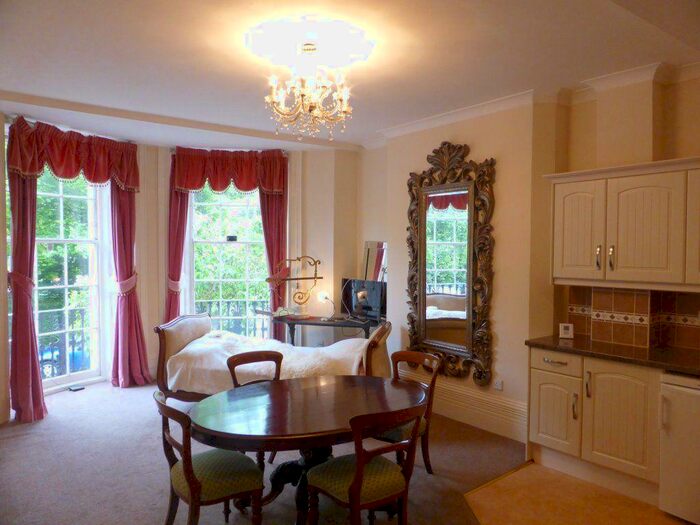 1 Bedroom Flat To Rent In Hanover Crescent -, P15