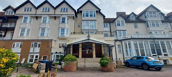 2 Bedroom Apartment For Sale In Beach Road, Westgate-On-Sea, CT8