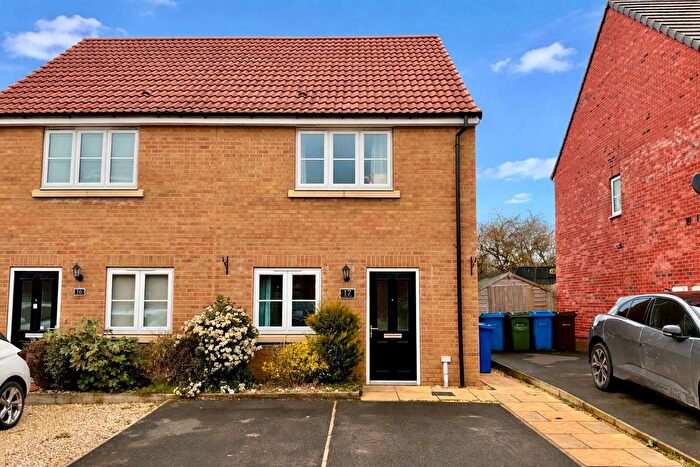 2 Bedroom Semi Detached House For Sale In Chapman Drive, Market Weighton, YO43