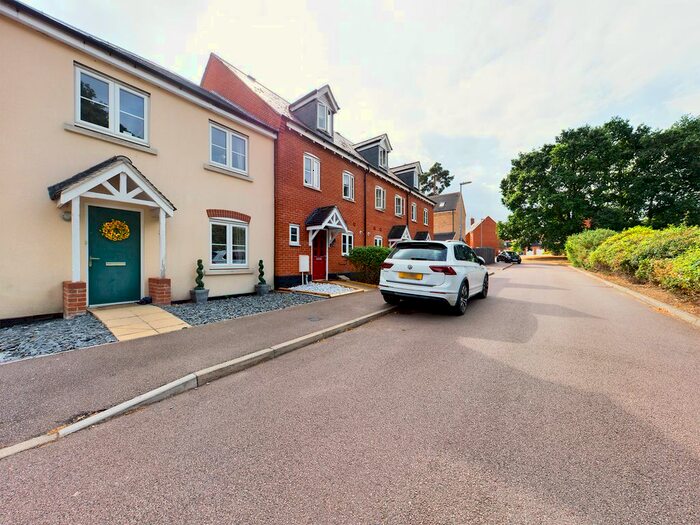 4 Bedroom Terraced House To Rent In Stuart Drive, Thetford, IP24
