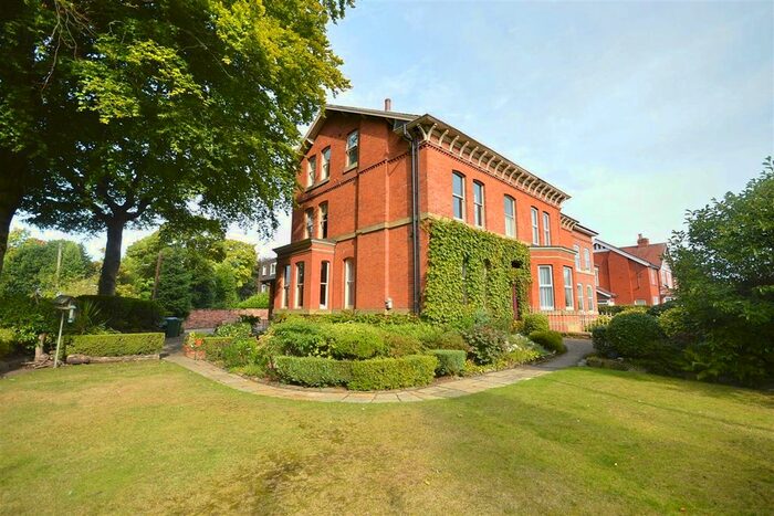 1 Bedroom Flat To Rent In Washway Road, Sale, M33