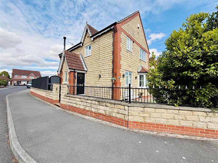 4 Bedroom Detached House For Sale In Old Rugby Park, Goole, DN14