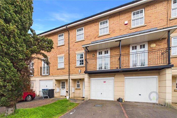 4 Bedroom Terraced House To Rent In Johnson Court, Northampton, Northamptonshire, NN4