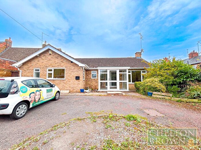 3 Bedroom Bungalow To Rent In Garners Way, Harpole, Northampton, Northamptonshire, NN7