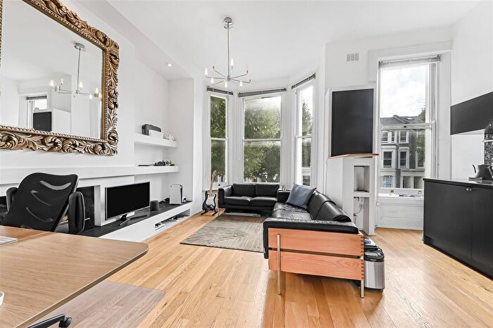 1 Bedroom Flat To Rent In Warwick Avenue, Little Venice, W9