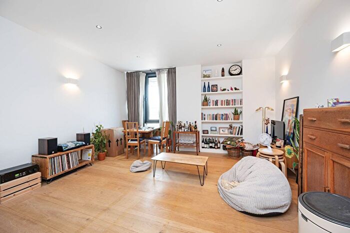 2 Bedroom Flat To Rent In The Arthaus, Hackney, London, E8