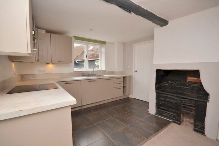 2 Bedroom Maisonette To Rent In Salisbury, SP2