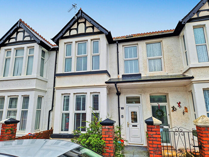 3 Bedroom Terraced House For Sale In Fenton Place, Porthcawl, CF36