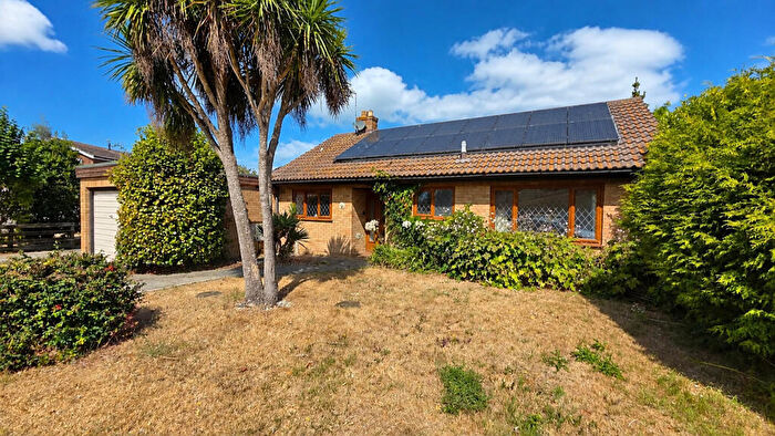 3 Bedroom Detached Bungalow For Sale In Ellis Way, Herne Bay, CT6