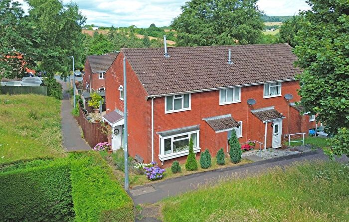 2 Bedroom Terraced House For Sale In Sunnybank, Rhiwderin, NP10