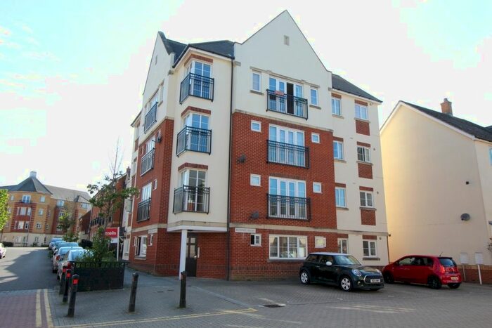 1 Bedroom Flat To Rent In Sir John Fogge Avenue, Ashford, Kent, TN23