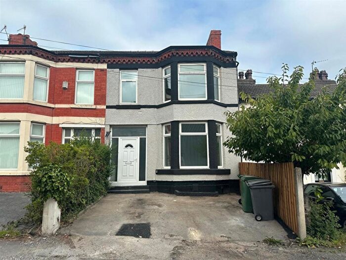 4 Bedroom End Of Terrace House To Rent In Ashbrook Terrace, Wirral, CH63