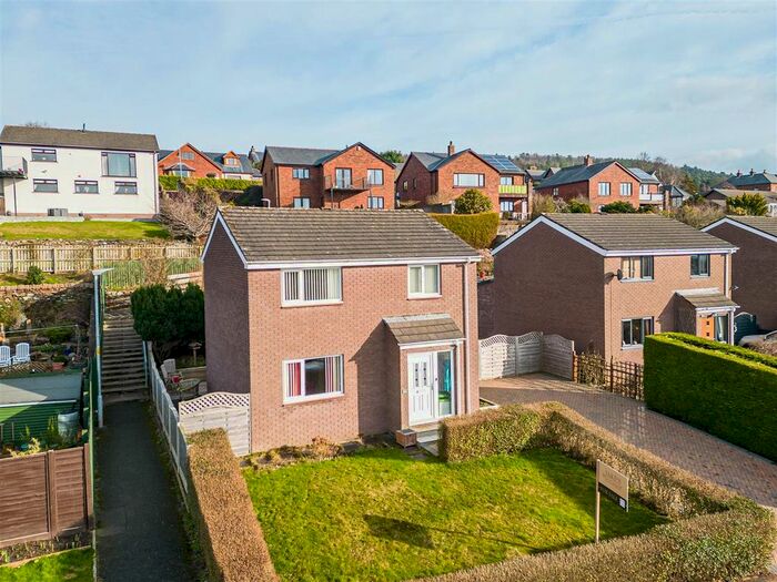 4 Bedroom Detached House For Sale In Macadam Way, Penrith, CA11