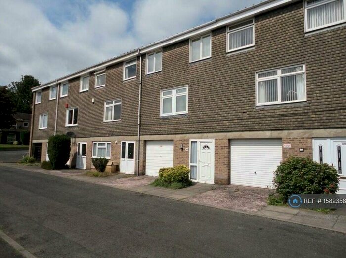 5 Bedroom Terraced House To Rent In Metchley Drive, Birmingham, B17