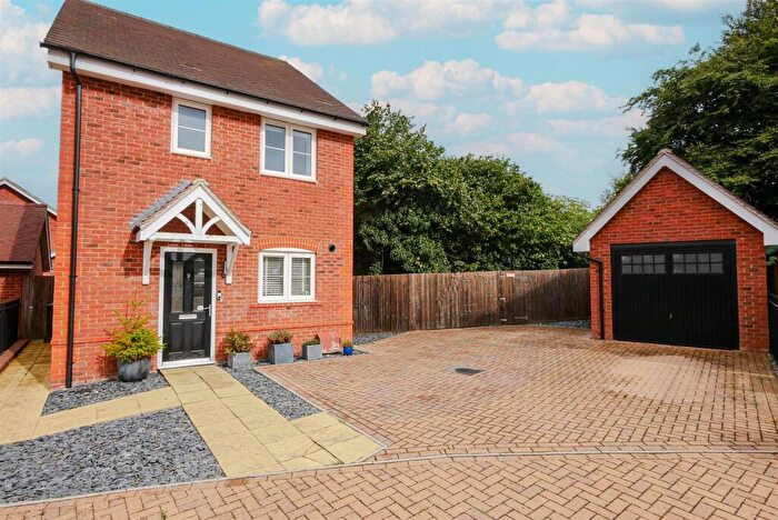 3 Bedroom Detached House For Sale In East End, Cholsey, OX10