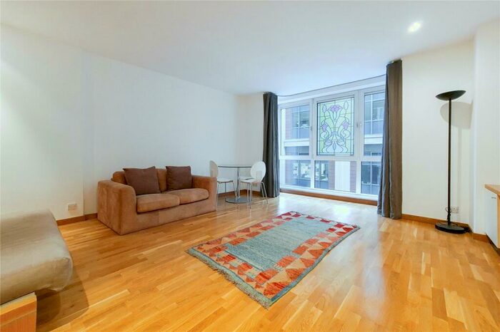 Studio To Rent In Hosier Lane, London, EC1A