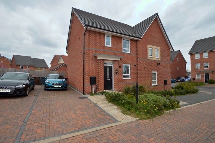 3 Bedroom Property To Rent In Juneberry Avenue, Worsley, Manchester, M28