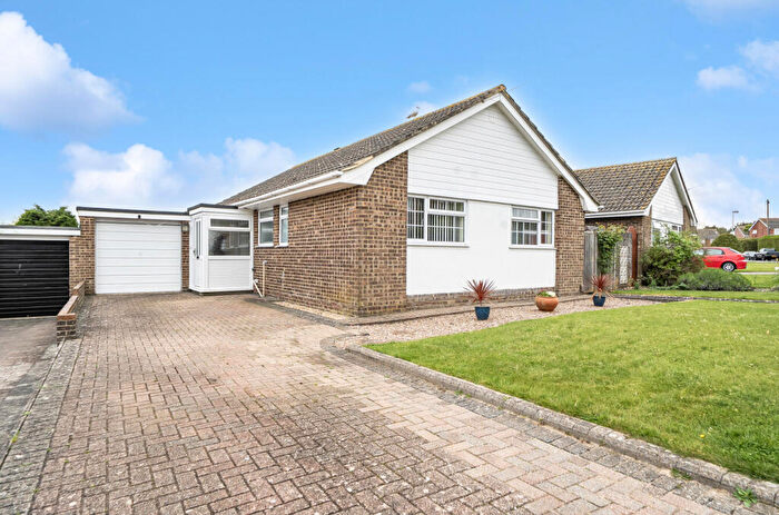 2 Bedroom Bungalow For Sale In Adur Avenue, Worthing, West Sussex, BN13