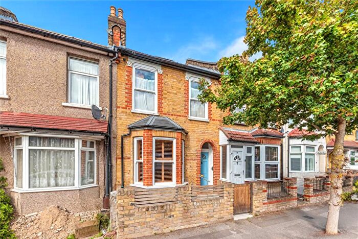 4 Bedroom Terraced House For Sale In Clarence Road, Walthamstow, London, E17