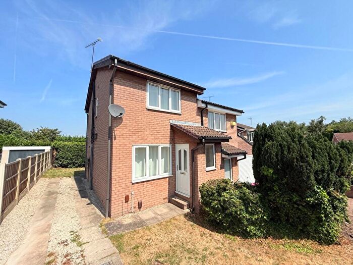2 Bedroom House For Sale In Rothbury Way, Brinsworth, Rotherham, South Yorkshire, S60