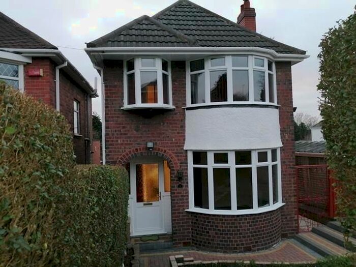 3 Bedroom Detached House To Rent In Raford Road, Erdington, Birmingham, B23