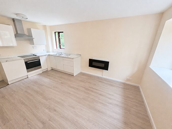 1 Bedroom Maisonette To Rent In Mellors Close, Harborne, B17