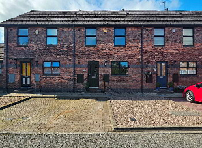 3 Bedroom Mid TownHouse For Sale In The Poplars, Newtownabbey, BT36