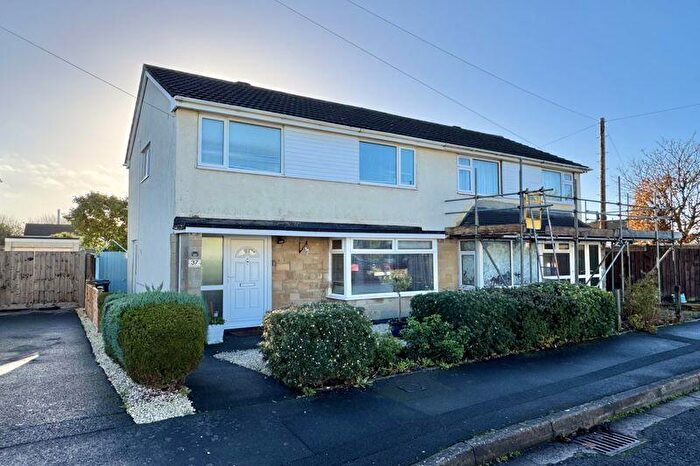 3 Bedroom Semi Detached House For Sale In Brangwyn Square, Worle - Close To High Street, BS22