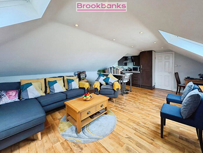 1 Bedroom Flat For Sale In Green Court Road, Crockenhill, Swanley, BR8