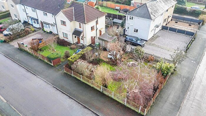 3 Bedroom End Terrace House For Sale In Charles Street, Chirk, LL14