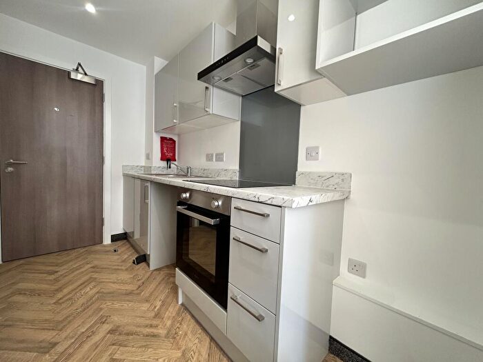 1 Bedroom Flat To Rent In Fleet Street, Leicester, LE1