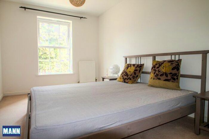 2 Bedroom Flat To Rent In Capability Way, Greenhithe DA9