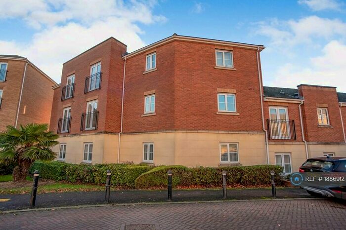 2 Bedroom Flat To Rent In Coniston Ave, Purfleet, RM19