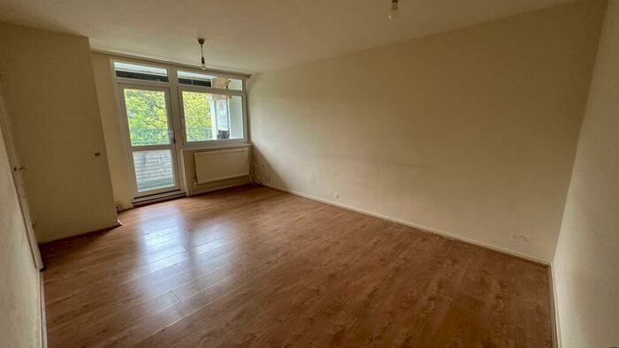 1 Bedroom Flat To Rent In Craven Park Road, Haringey, N15