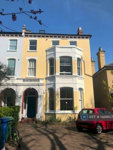 1 Bedroom Flat To Rent In London, London, SE5