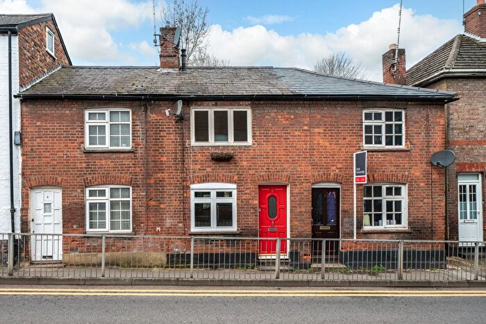 Terraced House For Sale In Frogmore Street, Tring, Hertfordshire, HP23