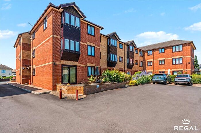 1 Bedroom Apartment For Sale In Dennison Court, - Regents Park Road, Southampton, SO15