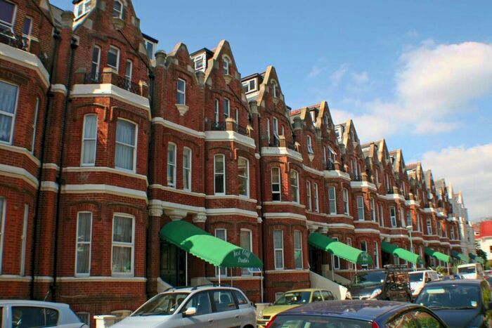 Flat To Rent In Please Apply Online And Not By Calling The Office - Durley Gardens, BH2