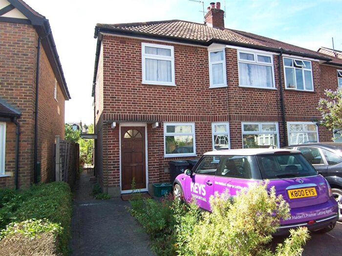 2 Bedroom Apartment To Rent In Lime Grove, New Malden, KT3