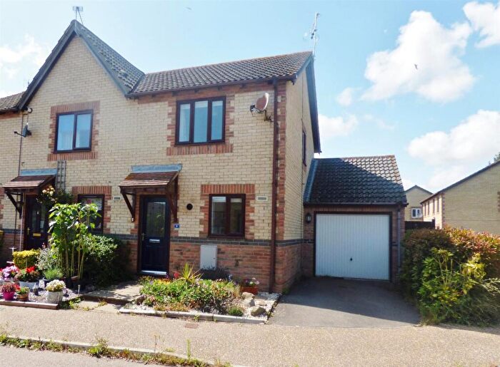 2 Bedroom End Of Terrace House To Rent In Lewis Lane, Ford, Arundel, BN18