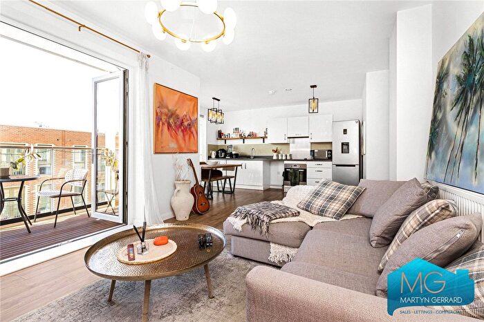 2 Bedroom Flat To Rent In Coxwell Boulevard, London, NW9