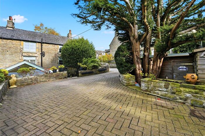 3 Bedroom Semi Detached House For Sale In Tower Hill, Rainow, SK10