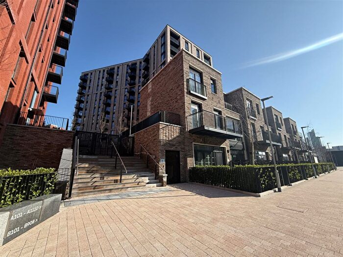 2 Bedroom Flat To Rent In The Railings, Middlewood Locks, M5