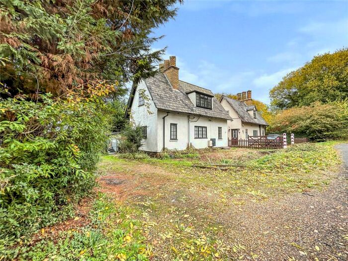 3 Bedroom Detached House For Sale In Oldhurst Road, Wyton, Cambridgeshire, PE28