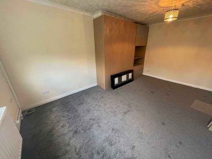 2 Bedroom SemiDetached Bungalow To Rent In Ascot Road, Little Lever