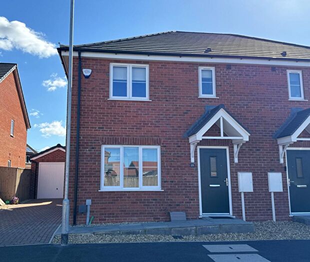 3 Bedroom Detached House To Rent In Peacock Avenue, Branston, LN4