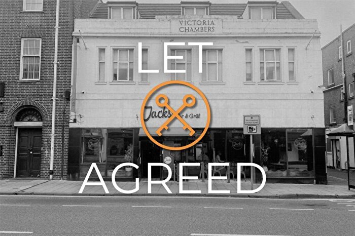 1 Bedroom Apartment To Rent In Victoria Chambers, Victoria Road, Swindon, Wiltshire, SN1