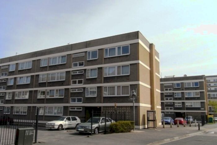 3 Bedroom Flat To Rent In Orchard Lane, Southampton, SO14